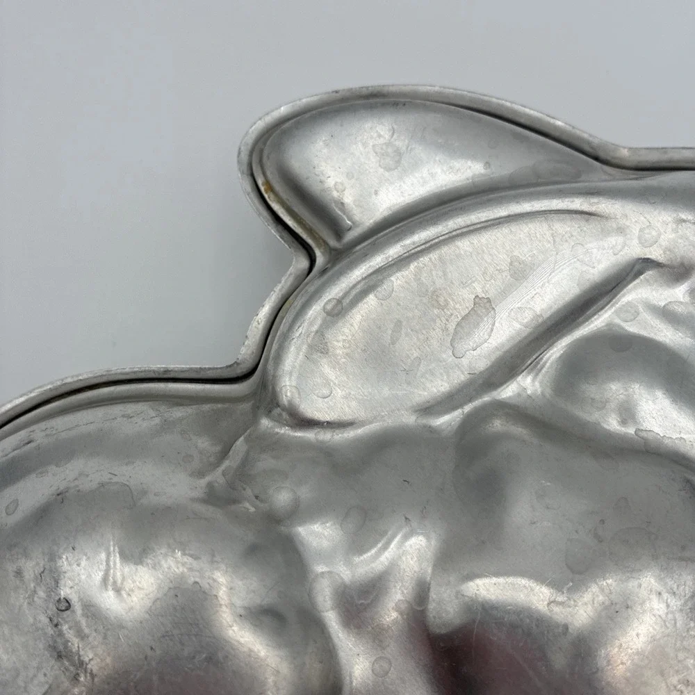 Vintage Aluminum Standing Bunny Rabbit Cake Mold 3D Easter Two Piece Pan 10 Inch